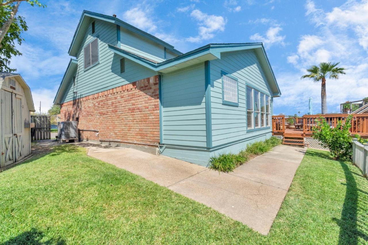 Beauty On The Water! Lake House Near The Beaches! Galveston Zewnętrze zdjęcie