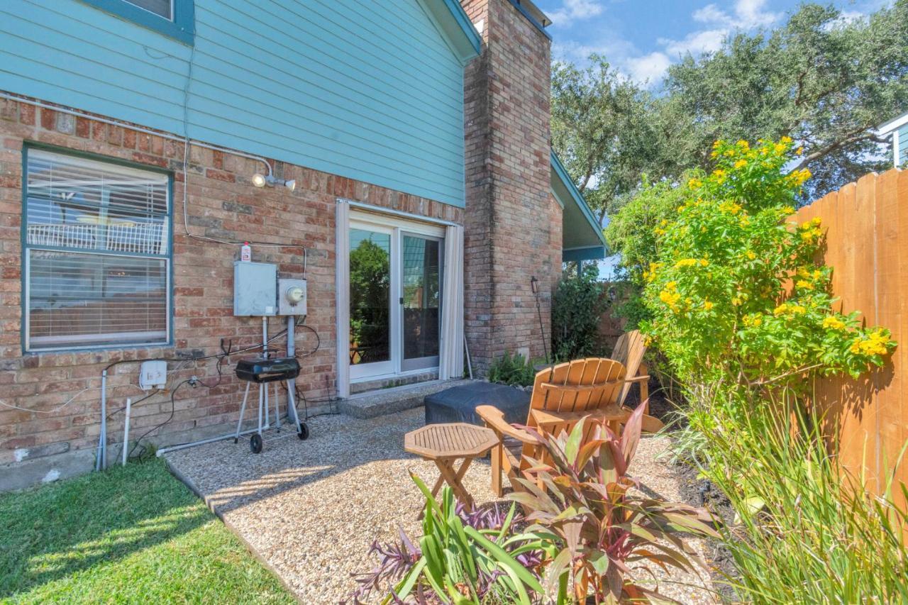 Beauty On The Water! Lake House Near The Beaches! Galveston Zewnętrze zdjęcie