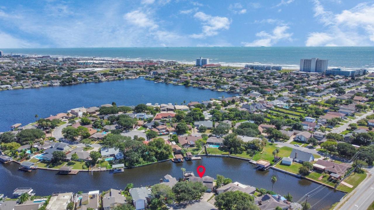 Beauty On The Water! Lake House Near The Beaches! Galveston Zewnętrze zdjęcie